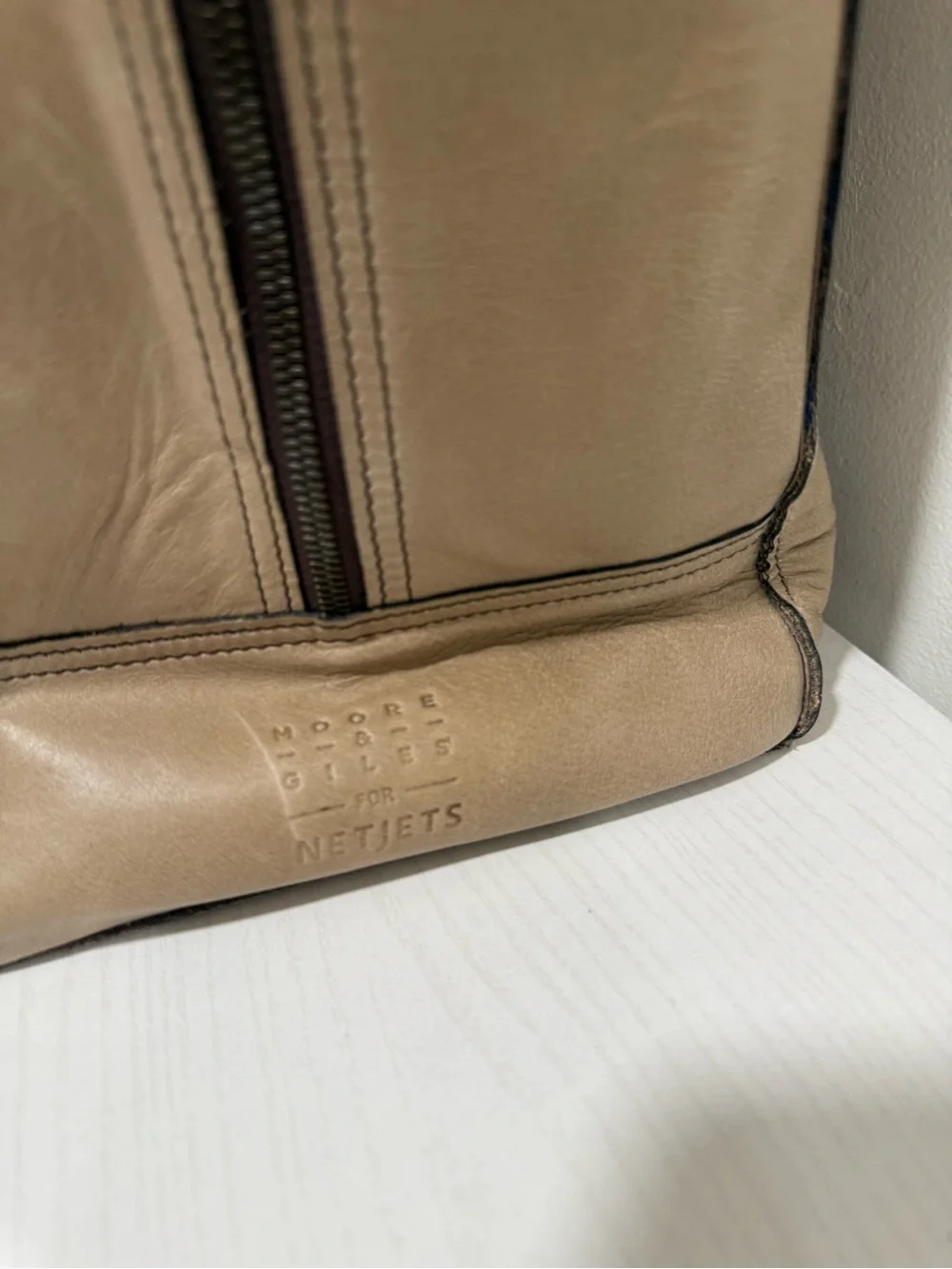 Men's Leather Duffel Tote in Taupe - Classic Everyday Carry
